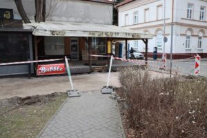 Rekonštrukcia chodníkov pri Hlavnom námestí. FOTO: www.novezamky.sk