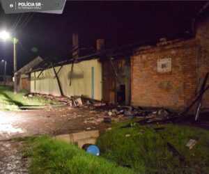 Vyhorené priestory v obci Rubáň. FOTO: FB/Polícia SR